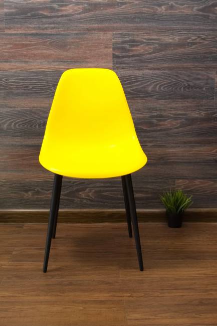 Стул Туссе чёрный /жёлтый