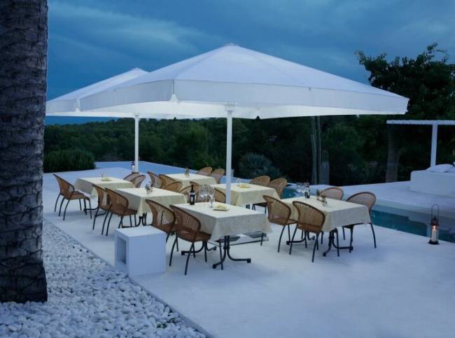 Зонт с центральной опорой 4 х 4