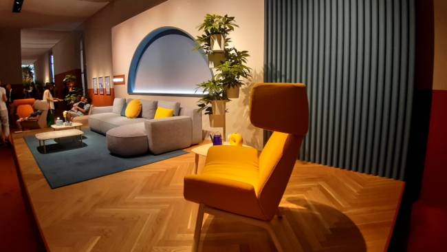 Кашпо пластиковое Hevea белый 510х510х1750 мм Кашпо пластиковое Hevea белый 510х510х1750 мм