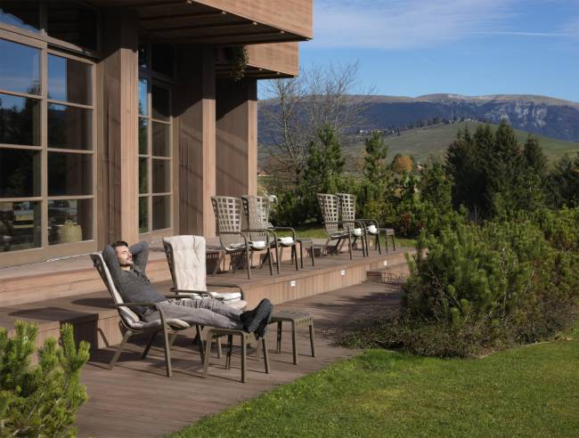 Табурет пластиковый Poggio тортора 490х415х440 мм